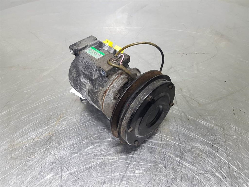 Komatsu WA320-5H-Denso 10S15C-Compressor/Kompressor/Airco - Airco compressor voor Bouwmachine: afbeelding 2 Komatsu WA320-5H-Denso 10S15C-Compressor/Kompressor/Airco - Airco compressor voor Bouwmachine: afbeelding 2