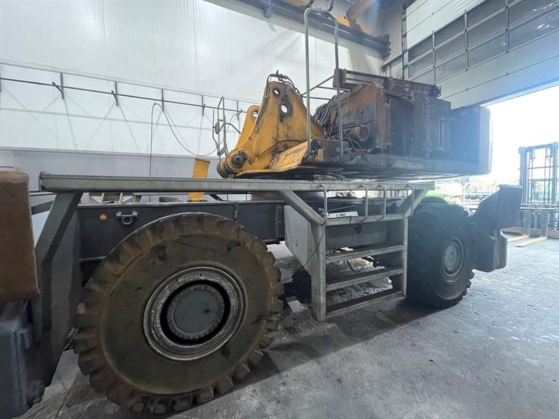 Liebherr LH 80 - (For parts) - Overslagkraan: afbeelding 4 Liebherr LH 80 - (For parts) - Overslagkraan: afbeelding 4
