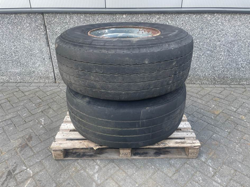 Michelin 425/65R22.5-Tire/Reifen/Band - Banden en velgen voor Bouwmachine: afbeelding 1 Michelin 425/65R22.5-Tire/Reifen/Band - Banden en velgen voor Bouwmachine: afbeelding 1