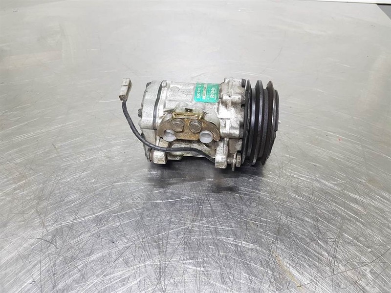 SANDEN SD7B10-7170-Compressor/Kompressor/Aircopomp - Airco compressor voor Bouwmachine: afbeelding 2 SANDEN SD7B10-7170-Compressor/Kompressor/Aircopomp - Airco compressor voor Bouwmachine: afbeelding 2