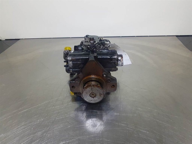 Sauer Danfoss MPV046CBAJSBBAAGBBD - M46-20443 - Drive pump - Hydraulica voor Bouwmachine: afbeelding 2 Sauer Danfoss MPV046CBAJSBBAAGBBD - M46-20443 - Drive pump - Hydraulica voor Bouwmachine: afbeelding 2