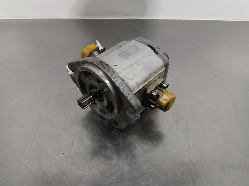 Sauer Danfoss SNP2NN/017RN06-Gearpump/Zahnradpumpe/Tandwielpomp - Hydraulica voor Bouwmachine: afbeelding 1 Sauer Danfoss SNP2NN/017RN06-Gearpump/Zahnradpumpe/Tandwielpomp - Hydraulica voor Bouwmachine: afbeelding 1