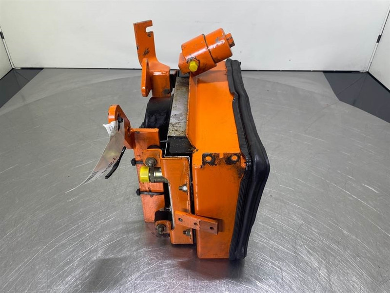 Schaeff - Cooler/Kühler/Koeler - Motor voor Bouwmachine: afbeelding 2 Schaeff - Cooler/Kühler/Koeler - Motor voor Bouwmachine: afbeelding 2