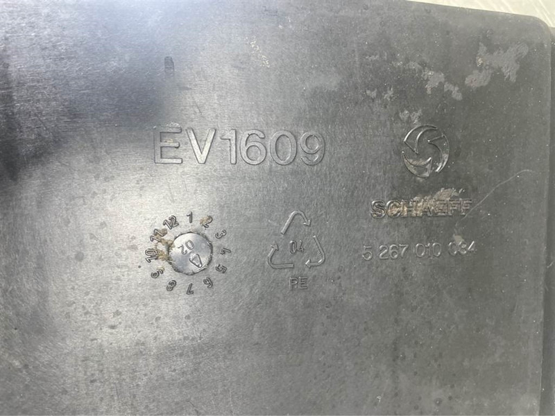 Schaeff SKL834-5267010034/6414014102-Fuel tank - Frame/ Chassis voor Bouwmachine: afbeelding 5 Schaeff SKL834-5267010034/6414014102-Fuel tank - Frame/ Chassis voor Bouwmachine: afbeelding 5