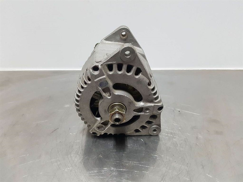 Terex Schaeff SKL873-28V 75A-Alternator/Lichtmaschine/Dynamo - Motor voor Bouwmachine: afbeelding 2 Terex Schaeff SKL873-28V 75A-Alternator/Lichtmaschine/Dynamo - Motor voor Bouwmachine: afbeelding 2