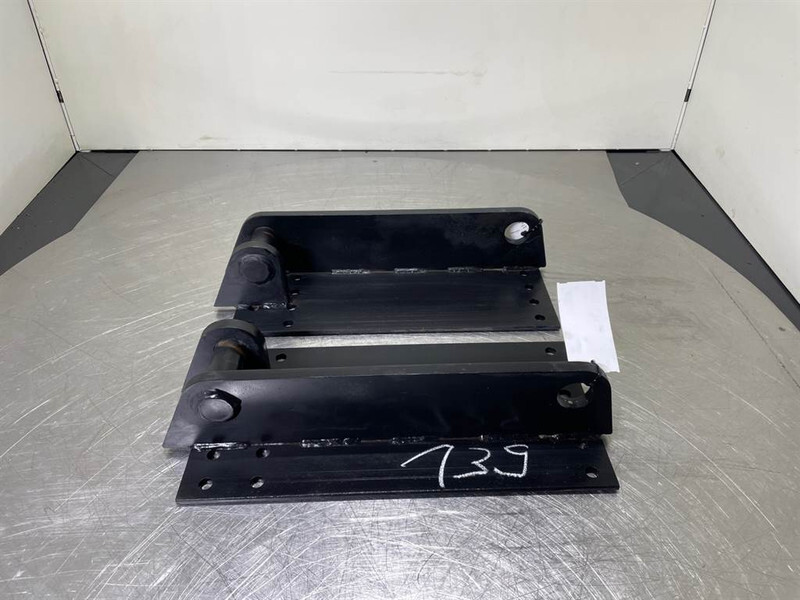 Terex TL/SKL/SKS - Adapter plate/Adapterplatte/Aanlasoor - Snelwissel voor Bouwmachine: afbeelding 3 Terex TL/SKL/SKS - Adapter plate/Adapterplatte/Aanlasoor - Snelwissel voor Bouwmachine: afbeelding 3