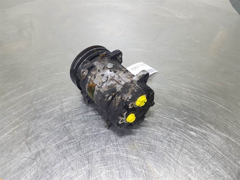 Volvo -Sanden SD7H15-Compressor/Kompressor/Aircopomp - Airco compressor voor Bouwmachine: afbeelding 3 Volvo -Sanden SD7H15-Compressor/Kompressor/Aircopomp - Airco compressor voor Bouwmachine: afbeelding 3