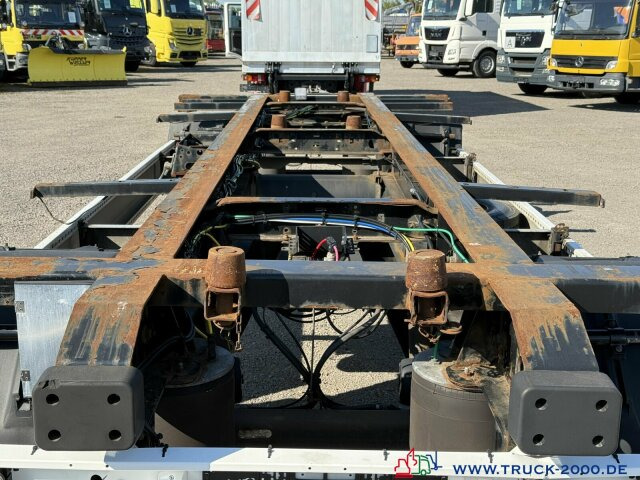 Krone AZ18 Box Carrier - Luft - BPW Achsen - Containertransporter/ Wissellaadbak aanhangwagen: afbeelding 3 Krone AZ18 Box Carrier - Luft - BPW Achsen - Containertransporter/ Wissellaadbak aanhangwagen: afbeelding 3