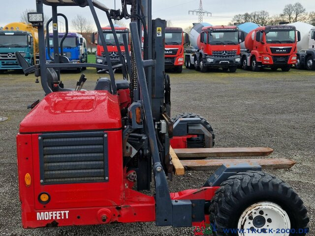 Moffett Mitnahmestapler 4 Wege Allrad NX Typ M 4 25.4 - Meeneemheftruck: afbeelding 3 Moffett Mitnahmestapler 4 Wege Allrad NX Typ M 4 25.4 - Meeneemheftruck: afbeelding 3