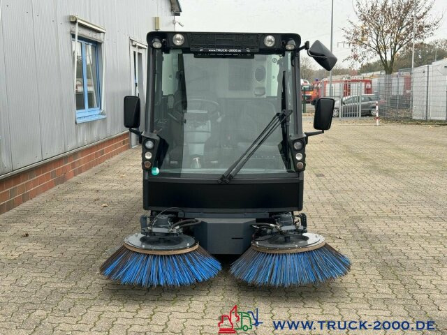 Leasing Schmidt Swingo Compact 200 4 Radlenkung Kehren & Sprühen Schmidt Swingo Compact 200 4 Radlenkung Kehren & Sprühen: afbeelding 11