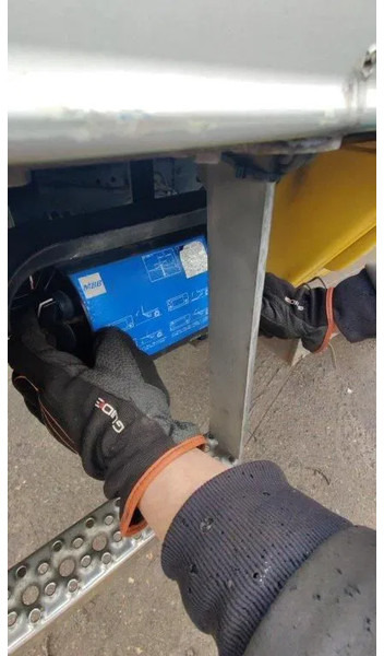 Dhollandia Tailgate / Loadboard / Laadklep / Achtersluitklep 2000 kg MBB / Palfinger / B.A.R. Cargolift - Laadklep: afbeelding 5 Dhollandia Tailgate / Loadboard / Laadklep / Achtersluitklep 2000 kg MBB / Palfinger / B.A.R. Cargolift - Laadklep: afbeelding 5