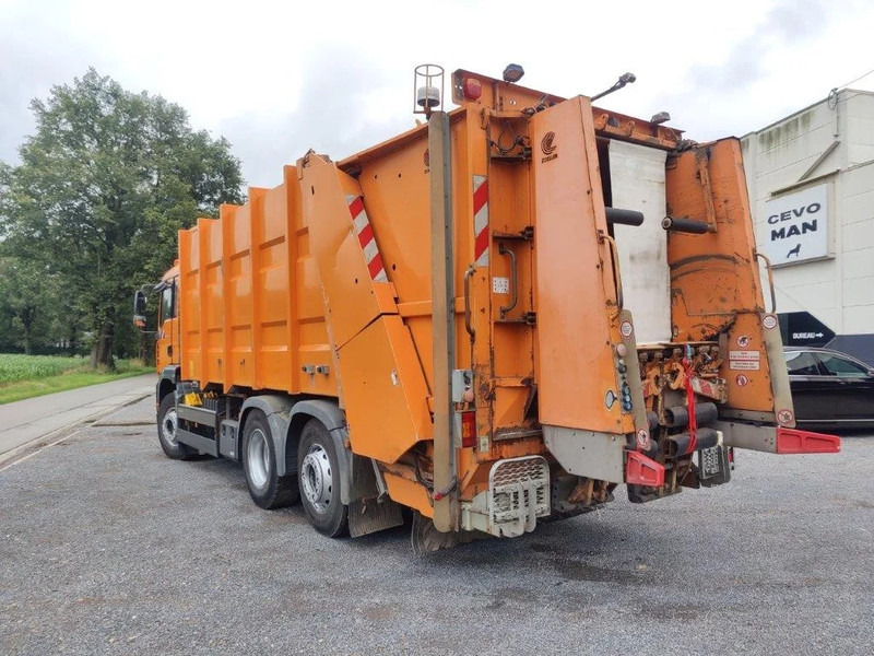 MAN TGA 26.320 6x2 garbage truck ZOELLER - Vuilniswagen: afbeelding 4 MAN TGA 26.320 6x2 garbage truck ZOELLER - Vuilniswagen: afbeelding 4