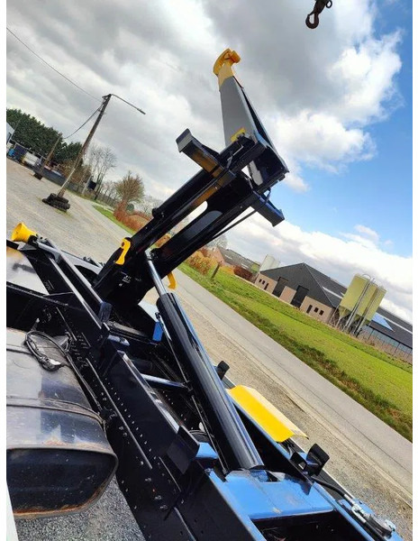 MAN TGL 12.250 Containersysteem Jimeca met kraan Palfinger PK4501 - Haakarmsysteem vrachtwagen, Kraanwagen: afbeelding 3 MAN TGL 12.250 Containersysteem Jimeca met kraan Palfinger PK4501 - Haakarmsysteem vrachtwagen, Kraanwagen: afbeelding 3