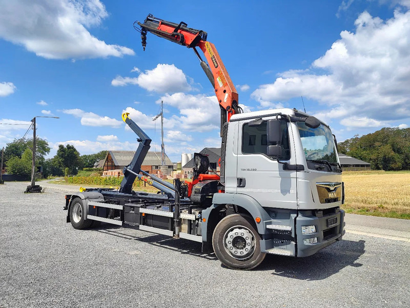 MAN TGM 18.290 4x2 Euro 6 + Crane Palfinger PK15500 - Haakarmsysteem vrachtwagen, Kraanwagen: afbeelding 2 MAN TGM 18.290 4x2 Euro 6 + Crane Palfinger PK15500 - Haakarmsysteem vrachtwagen, Kraanwagen: afbeelding 2