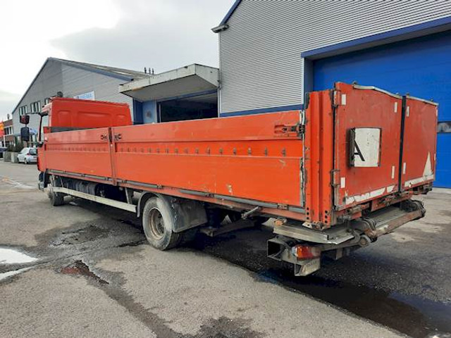 DAF LF45.220 - Vrachtwagen met open laadbak: afbeelding 4 DAF LF45.220 - Vrachtwagen met open laadbak: afbeelding 4