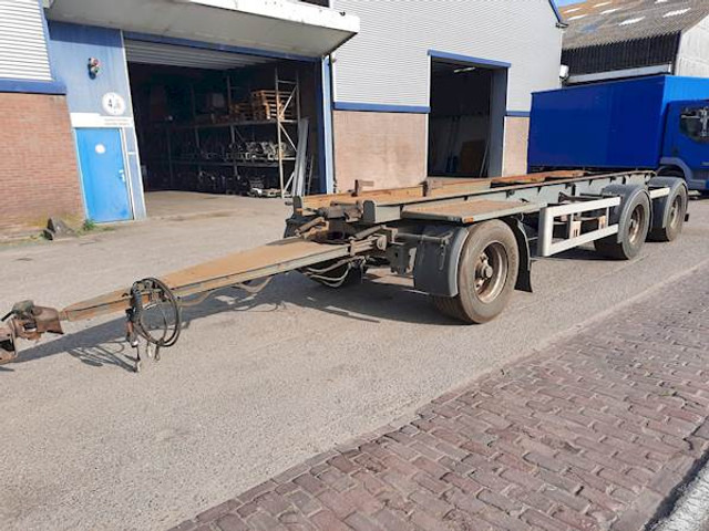 Floor FLA-3-101 - Containertransporter/ Wissellaadbak oplegger: afbeelding 1 Floor FLA-3-101 - Containertransporter/ Wissellaadbak oplegger: afbeelding 1