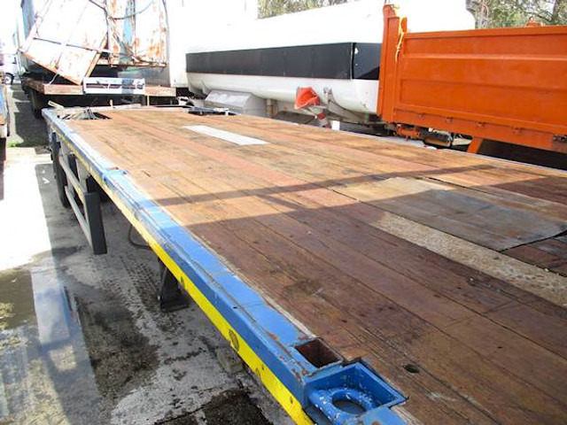 Floor FLO-10.5-102 - Gesloten oplegger: afbeelding 2 Floor FLO-10.5-102 - Gesloten oplegger: afbeelding 2