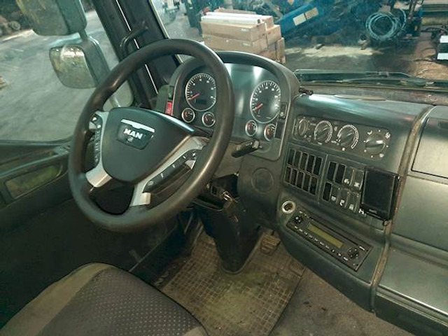 MAN TGM 15.290 4X2 LL - Containertransporter/ Wissellaadbak vrachtwagen: afbeelding 5 MAN TGM 15.290 4X2 LL - Containertransporter/ Wissellaadbak vrachtwagen: afbeelding 5