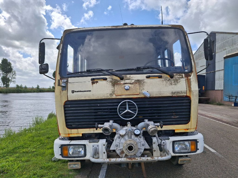 Mercedes-Benz 1017 - Brandweerwagen: afbeelding 5 Mercedes-Benz 1017 - Brandweerwagen: afbeelding 5