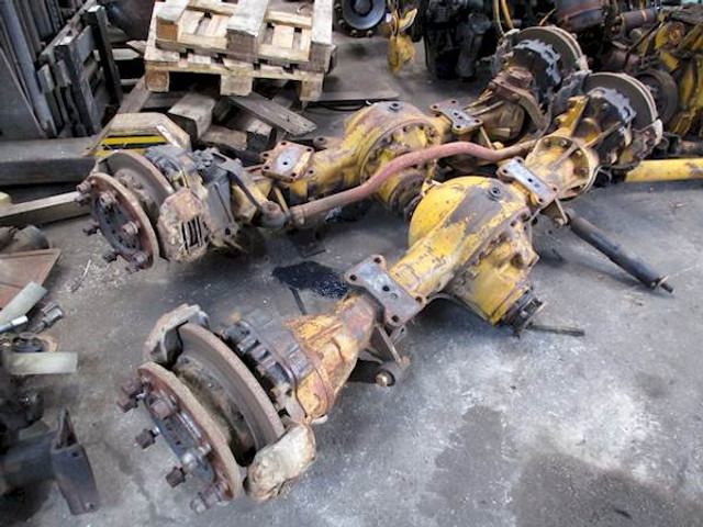 Renault 4888 - Vooras voor Vrachtwagen: afbeelding 1 Renault 4888 - Vooras voor Vrachtwagen: afbeelding 1