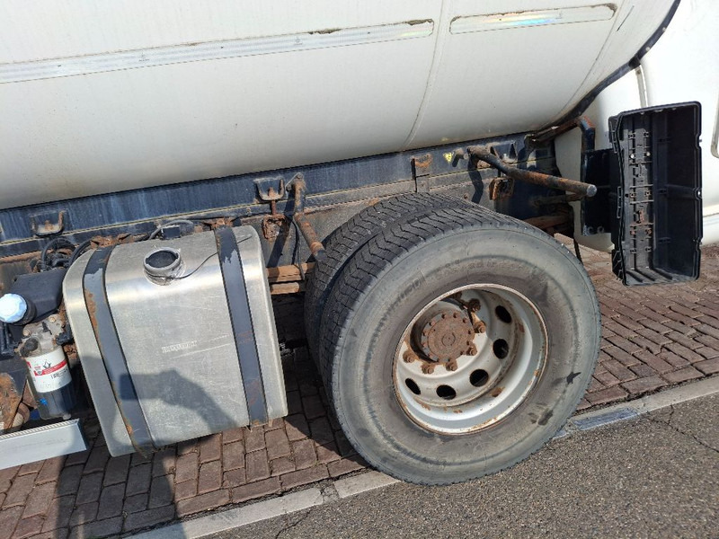 Renault MIDLUM 280DXI - Tankwagen: afbeelding 4 Renault MIDLUM 280DXI - Tankwagen: afbeelding 4
