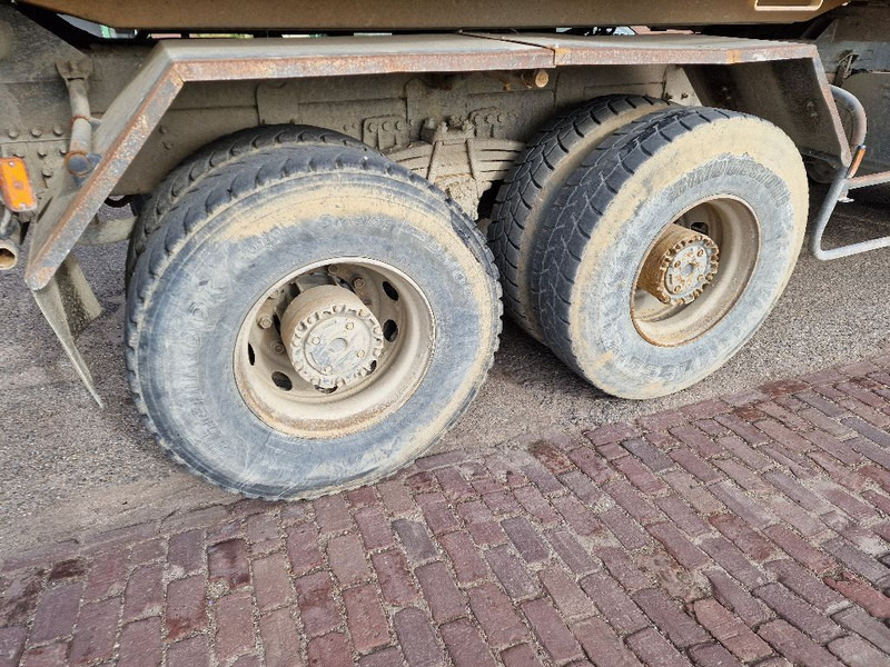 Scania P 124 CB 360 6x4 - Kipper vrachtwagen: afbeelding 2 Scania P 124 CB 360 6x4 - Kipper vrachtwagen: afbeelding 2