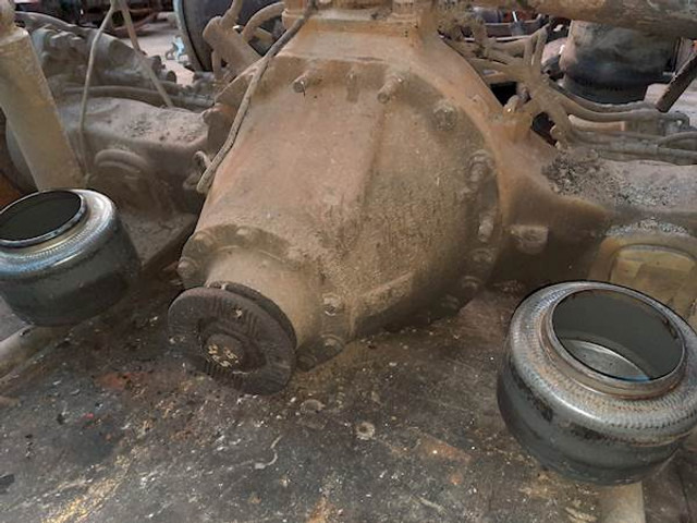 Volvo RAD-A4 (FH12) - Achterass voor Vrachtwagen: afbeelding 3 Volvo RAD-A4 (FH12) - Achterass voor Vrachtwagen: afbeelding 3