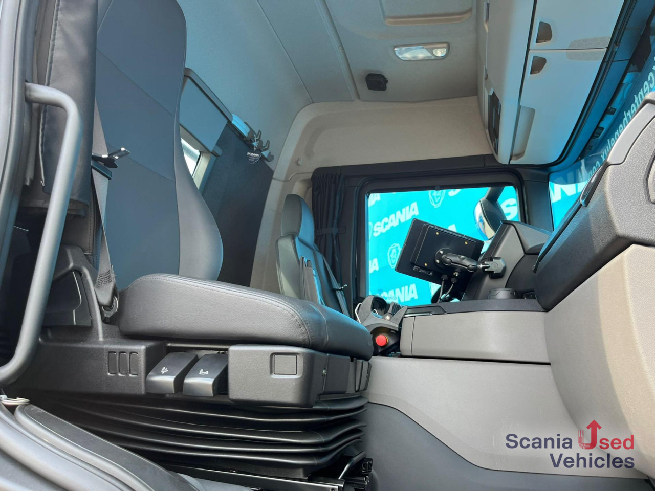 Vrachtwagen met open laadbak SCANIA G 450 B8x2*6NB DIFF-L HIAB X-HIPRO 262 EP-4: afbeelding 7