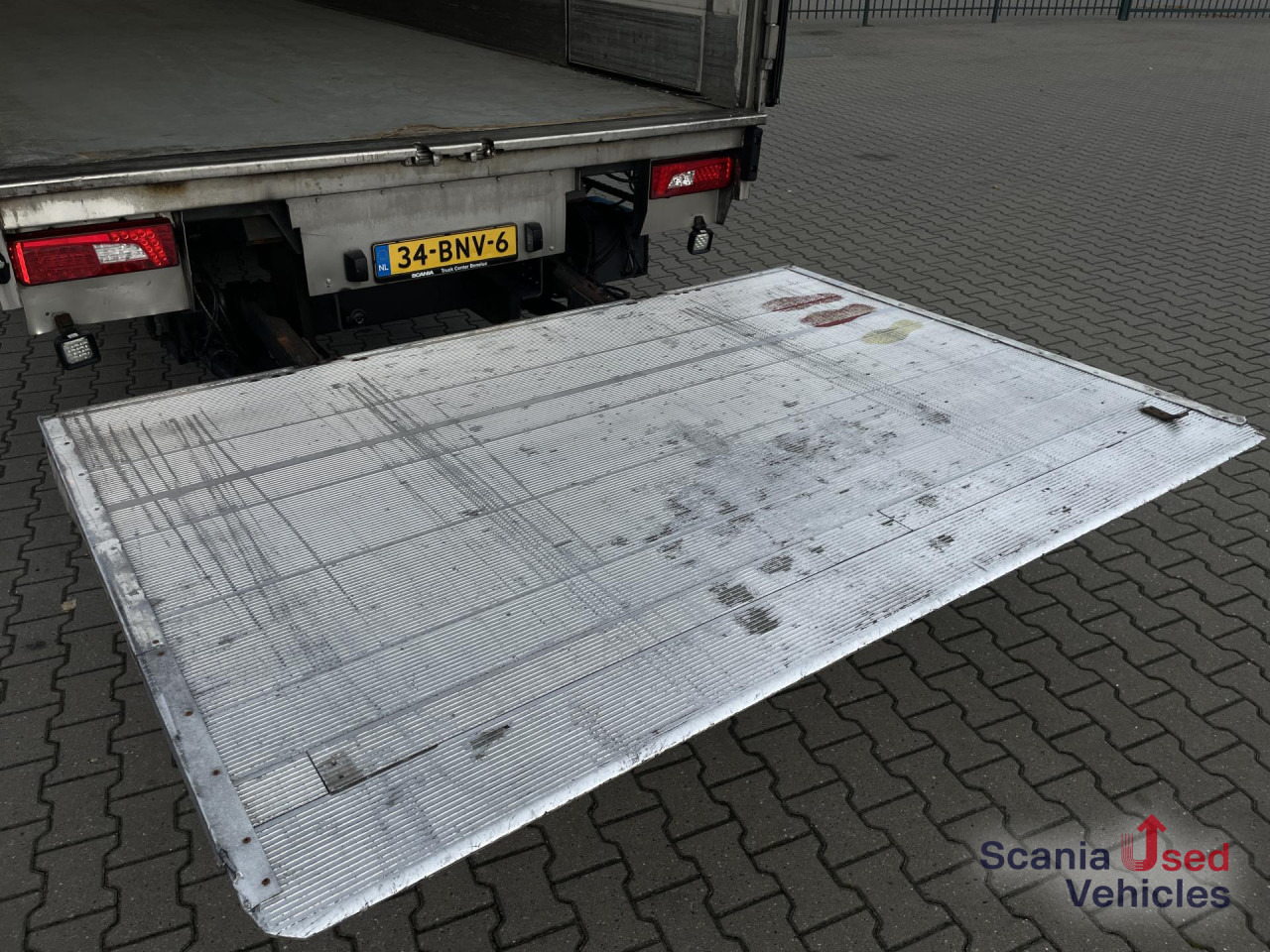SCANIA P 250 B4x2LA FRIGO -27 TAIL LIFT 1.5T 815X251X244C - Koelwagen vrachtwagen: afbeelding 4 SCANIA P 250 B4x2LA FRIGO -27 TAIL LIFT 1.5T 815X251X244C - Koelwagen vrachtwagen: afbeelding 4