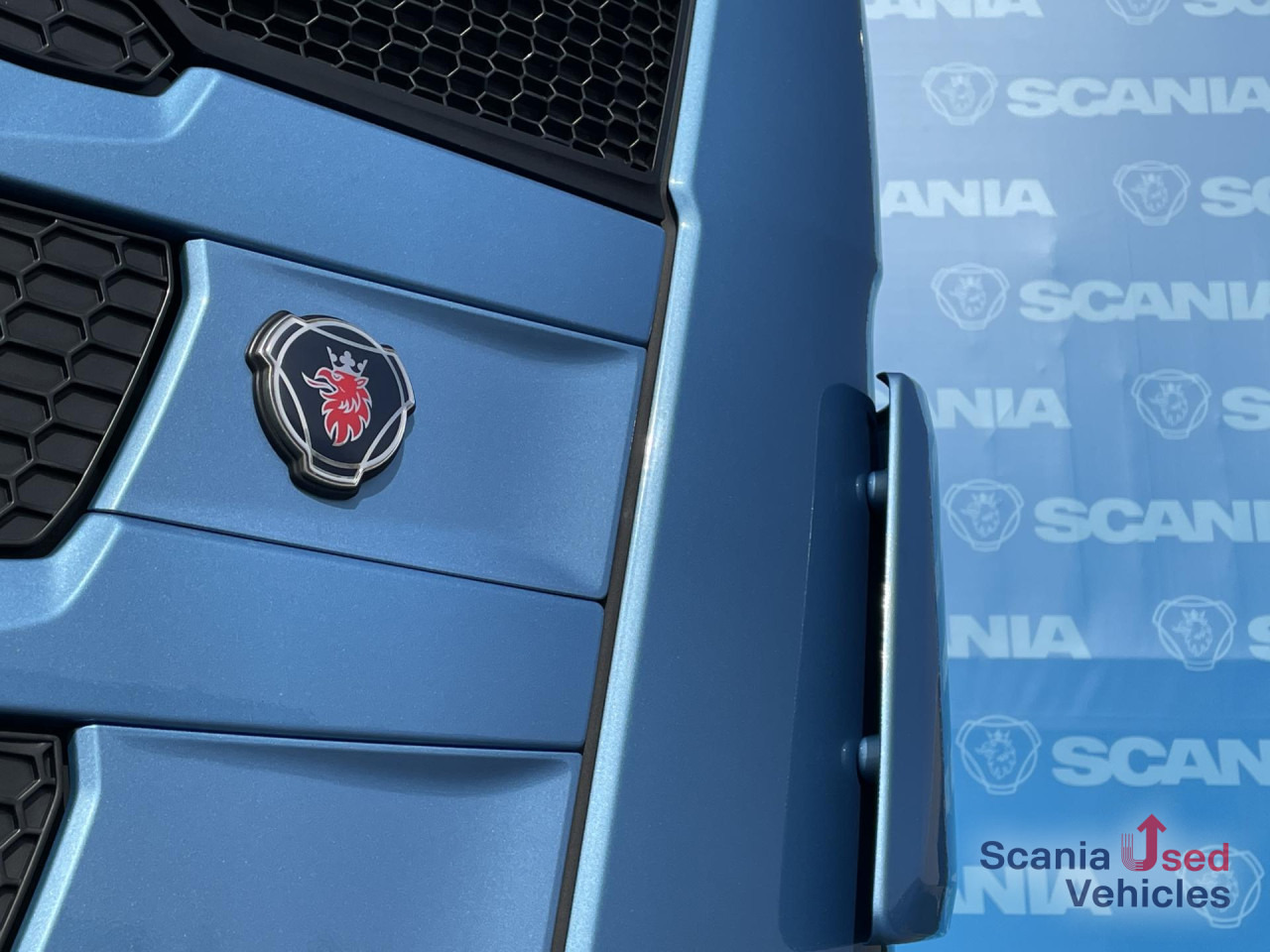 SCANIA R 410 A4x2NA RETARDER LED LNG SMART 2 P-AIRCO - Trekker: afbeelding 2 SCANIA R 410 A4x2NA RETARDER LED LNG SMART 2 P-AIRCO - Trekker: afbeelding 2