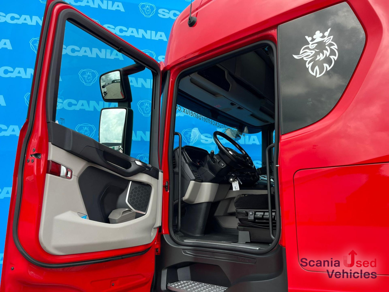 SCANIA R 450 A6x2/4NA RETARDER PTO LED NAVI - Trekker: afbeelding 3 SCANIA R 450 A6x2/4NA RETARDER PTO LED NAVI - Trekker: afbeelding 3