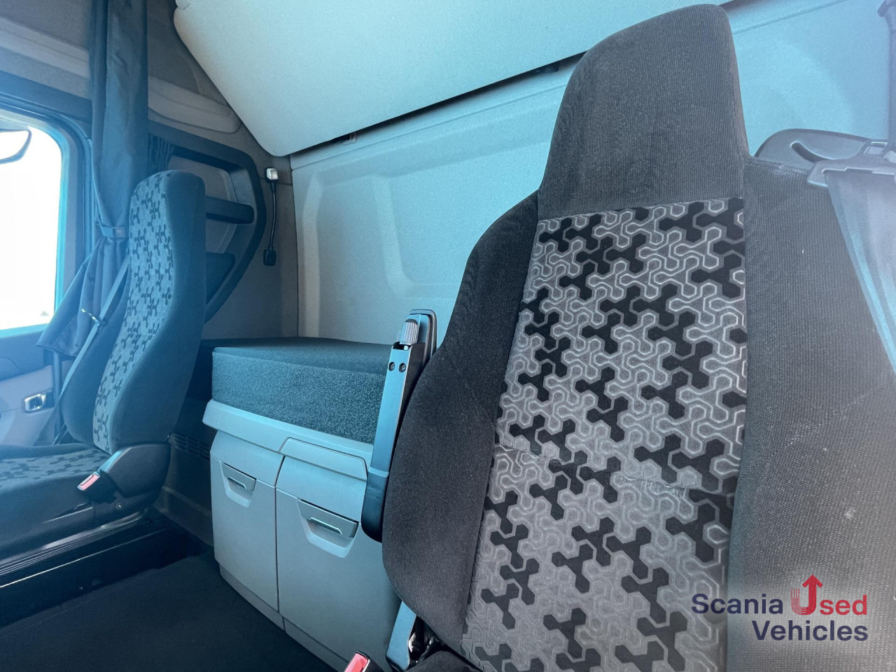 SCANIA S 500 A4X2NB RETARDER FULL AIR 8T P-AIRCO ACC - Trekker: afbeelding 5 SCANIA S 500 A4X2NB RETARDER FULL AIR 8T P-AIRCO ACC - Trekker: afbeelding 5