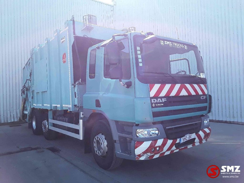 DAF 75 CF 310 VdK pusher 2000 +2x lift 4x on stocl - Vuilniswagen: afbeelding 1 DAF 75 CF 310 VdK pusher 2000 +2x lift 4x on stocl - Vuilniswagen: afbeelding 1