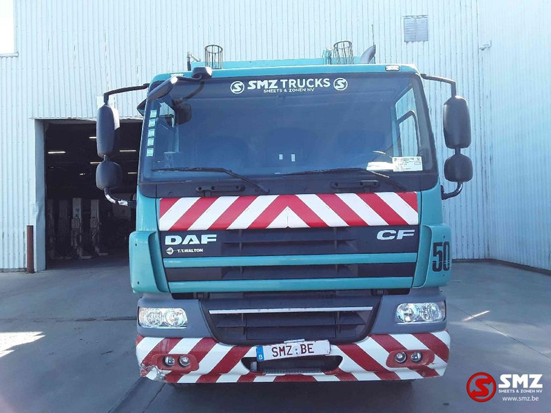 DAF 75 CF 310 VdK pusher 2000 +2x lift 4x on stocl - Vuilniswagen: afbeelding 2 DAF 75 CF 310 VdK pusher 2000 +2x lift 4x on stocl - Vuilniswagen: afbeelding 2