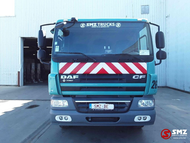 DAF 75 CF 310 VdK pusher 2000 +2x lift TOP 211'km - Vuilniswagen: afbeelding 2 DAF 75 CF 310 VdK pusher 2000 +2x lift TOP 211'km - Vuilniswagen: afbeelding 2