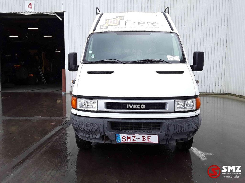 Iveco Daily 35 S 13 - Gesloten bestelwagen: afbeelding 2 Iveco Daily 35 S 13 - Gesloten bestelwagen: afbeelding 2