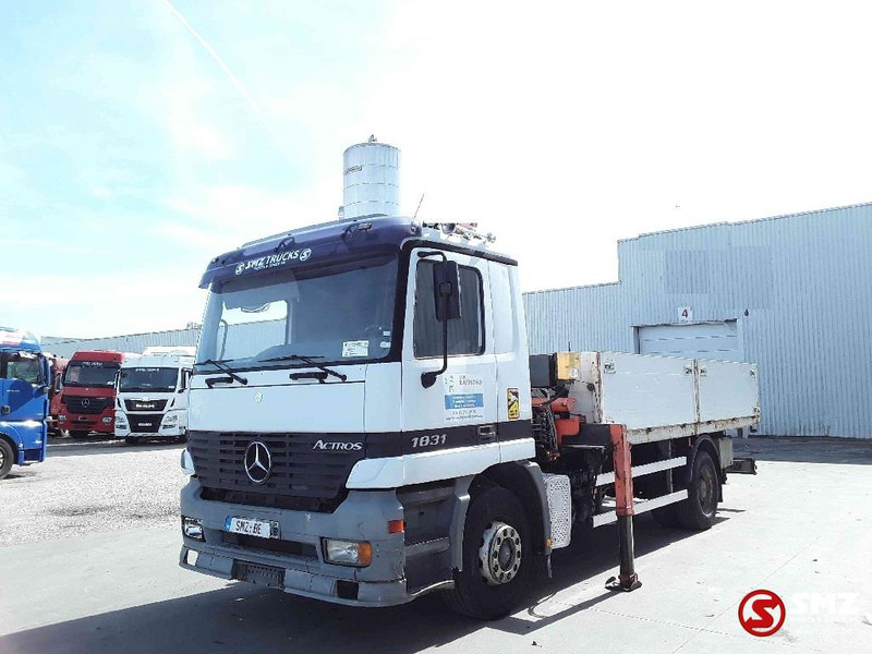 Mercedes-Benz Actros 1831 165000km lames - Vrachtwagen met open laadbak: afbeelding 3 Mercedes-Benz Actros 1831 165000km lames - Vrachtwagen met open laadbak: afbeelding 3