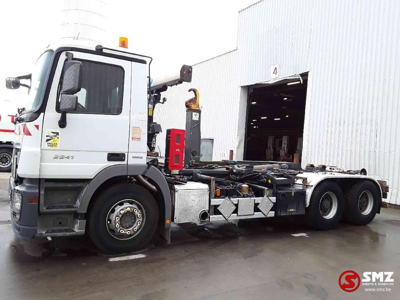 Mercedes-Benz Actros 2641 6x4 - Containertransporter/ Wissellaadbak vrachtwagen: afbeelding 5 Mercedes-Benz Actros 2641 6x4 - Containertransporter/ Wissellaadbak vrachtwagen: afbeelding 5