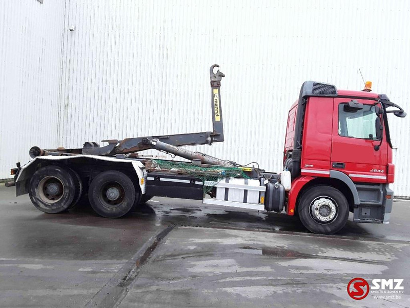 Mercedes-Benz Actros 2644 6x4 lames zps - Containertransporter/ Wissellaadbak vrachtwagen: afbeelding 4 Mercedes-Benz Actros 2644 6x4 lames zps - Containertransporter/ Wissellaadbak vrachtwagen: afbeelding 4