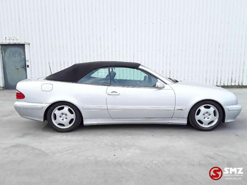 Mercedes-Benz CLK-Klasse 200 - Personenwagen: afbeelding 4 Mercedes-Benz CLK-Klasse 200 - Personenwagen: afbeelding 4