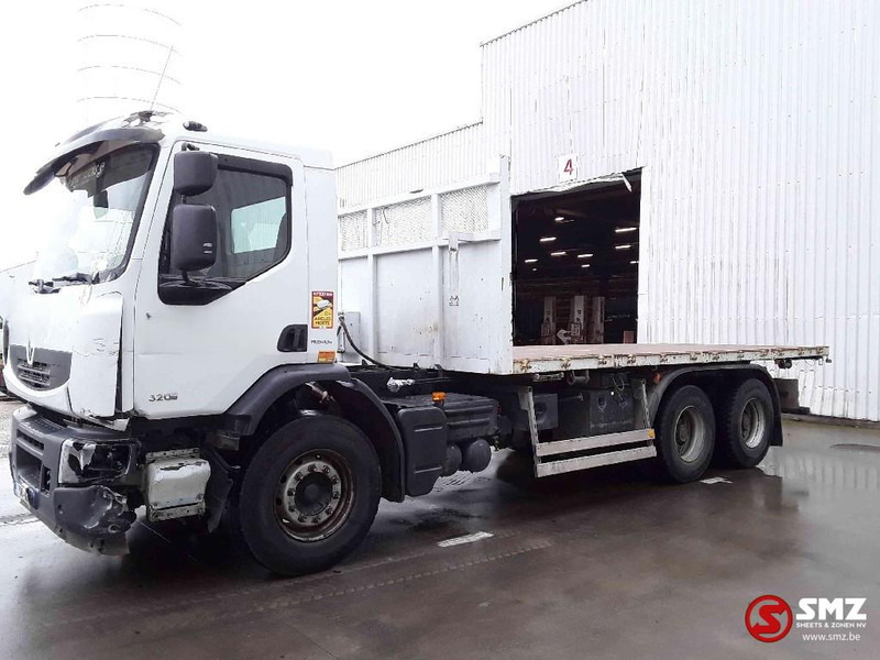 Renault Lander 320 accident / left side dammage - Vrachtwagen met open laadbak: afbeelding 5 Renault Lander 320 accident / left side dammage - Vrachtwagen met open laadbak: afbeelding 5