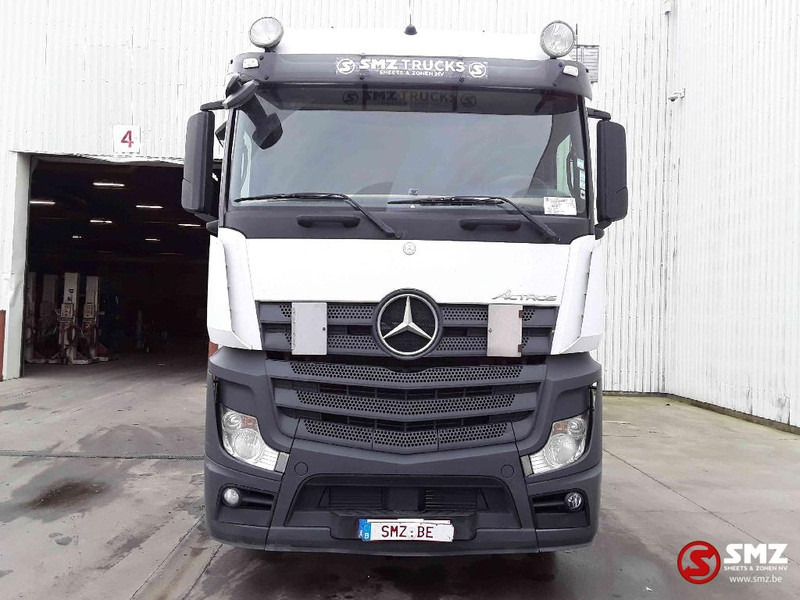 Mercedes-Benz Actros 1842 647'km Top 80% tyres pneu - Trekker: afbeelding 2 Mercedes-Benz Actros 1842 647'km Top 80% tyres pneu - Trekker: afbeelding 2