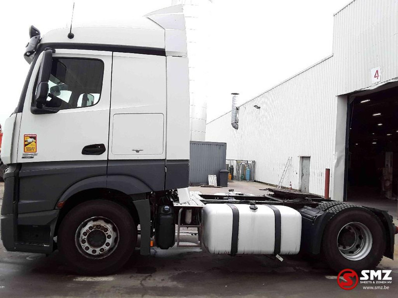 Mercedes-Benz Actros 1842 647'km Top 80% tyres pneu - Trekker: afbeelding 5 Mercedes-Benz Actros 1842 647'km Top 80% tyres pneu - Trekker: afbeelding 5