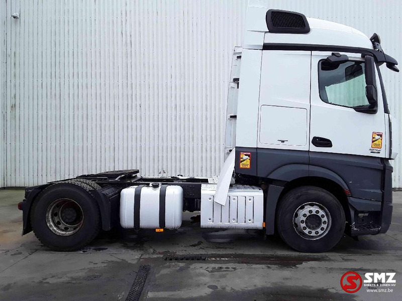 Mercedes-Benz Actros 1842 647'km Top 80% tyres pneu - Trekker: afbeelding 4 Mercedes-Benz Actros 1842 647'km Top 80% tyres pneu - Trekker: afbeelding 4
