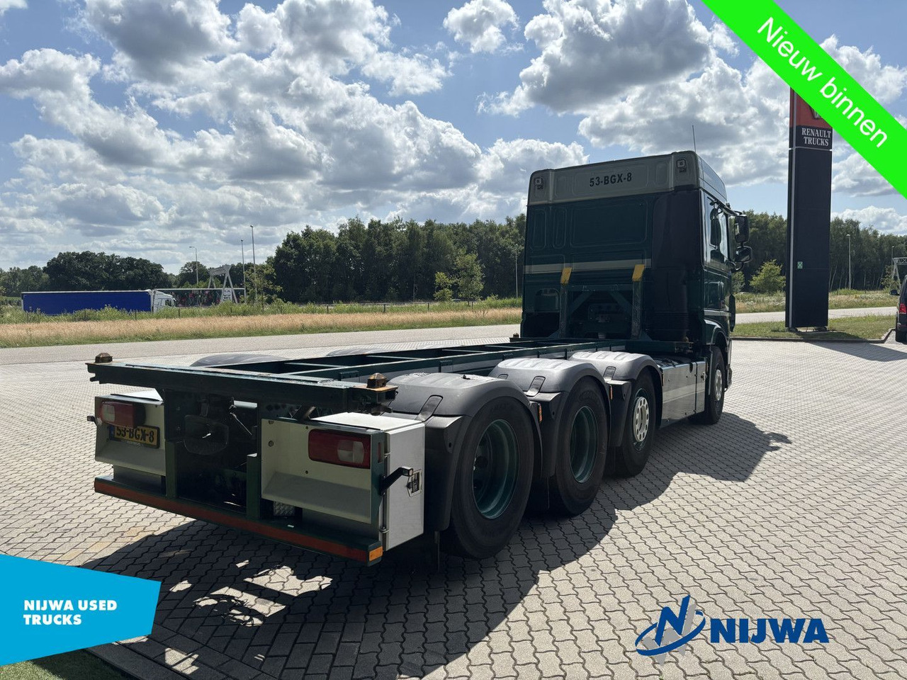 DAF XF 460 8x2 20ft container systeem - Haakarmsysteem vrachtwagen: afbeelding 3 DAF XF 460 8x2 20ft container systeem - Haakarmsysteem vrachtwagen: afbeelding 3
