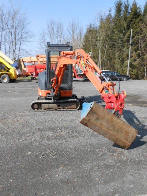 Hitachi ZX22U-2CLR , Powertilt - Minigraafmachine: afbeelding 2 Hitachi ZX22U-2CLR , Powertilt - Minigraafmachine: afbeelding 2