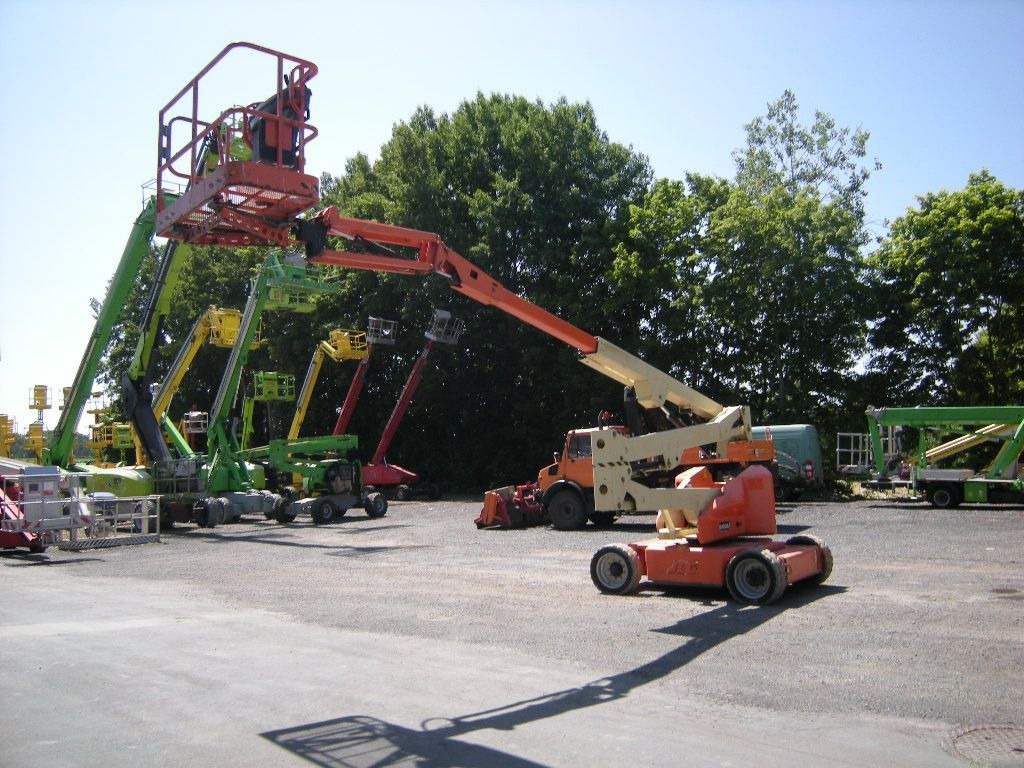 Vrachtwagen hoogwerker JLG E450 AJ  Gelenkteleskoparbeitsbühne 16 m: afbeelding 7