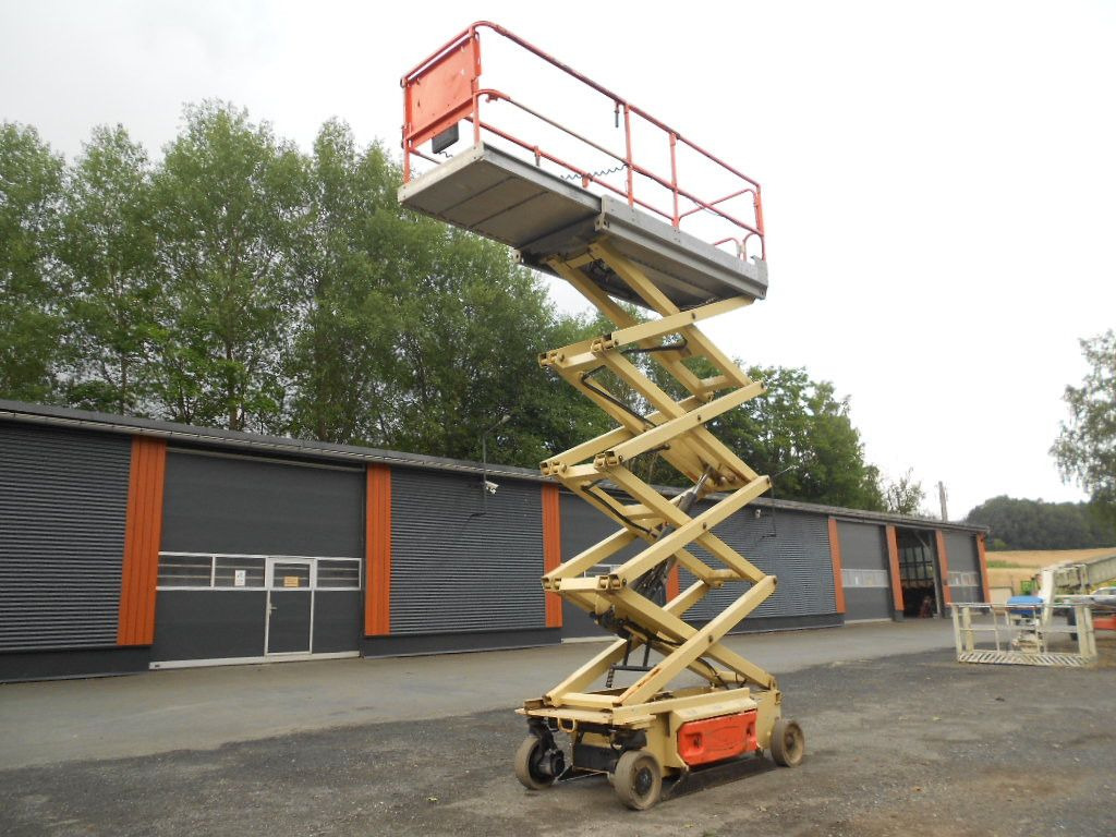 JLG JLG 3246, Scherenarbeitsbühne, 11,9 m - Schaarlift: afbeelding 2 JLG JLG 3246, Scherenarbeitsbühne, 11,9 m - Schaarlift: afbeelding 2