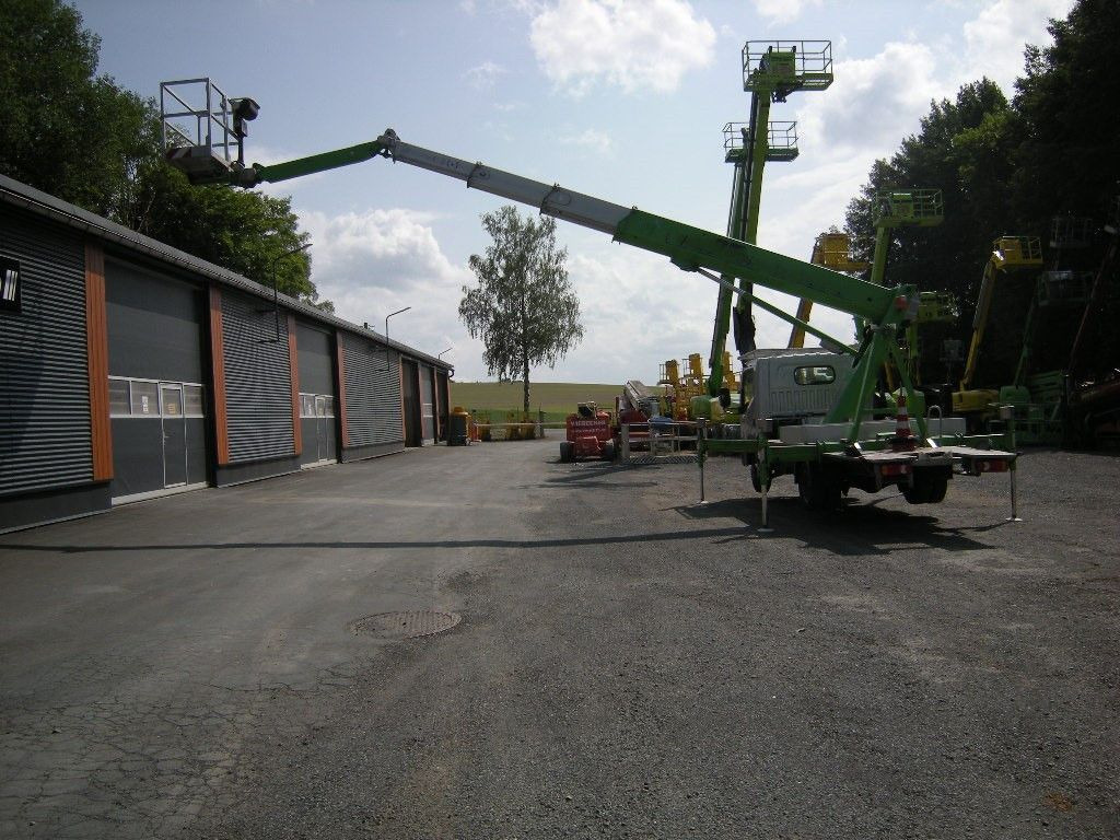 Nissan NT400 Cabstar mit Palfinger P210BK, 21m - Vrachtwagen hoogwerker: afbeelding 3 Nissan NT400 Cabstar mit Palfinger P210BK, 21m - Vrachtwagen hoogwerker: afbeelding 3