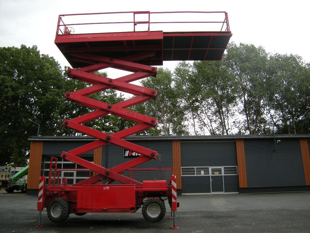 Scherenarbeitsbühne Liftlux SL172-24D4WD,S AH 19 - Vrachtwagen hoogwerker: afbeelding 2 Scherenarbeitsbühne Liftlux SL172-24D4WD,S AH 19 - Vrachtwagen hoogwerker: afbeelding 2